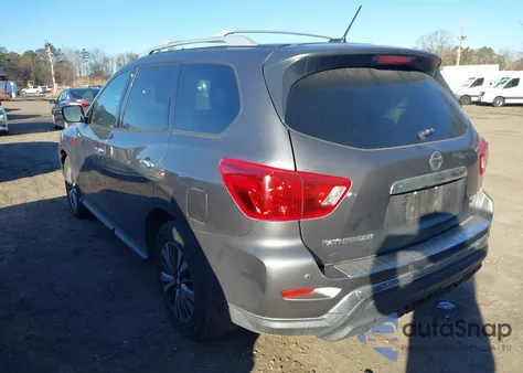 2017 Nissan Pathfinder Sl z USA, uszkodzony, nr VIN 5N1DR2MM6HC618400